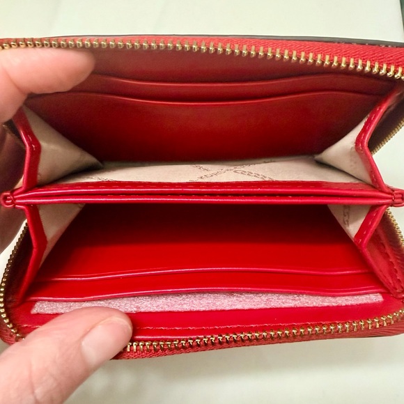 Michael Kors Red Wallet - Picture 2 of 5